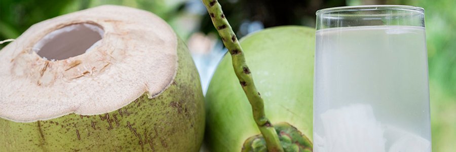 7 Incríveis Benefícios da Água de Coco